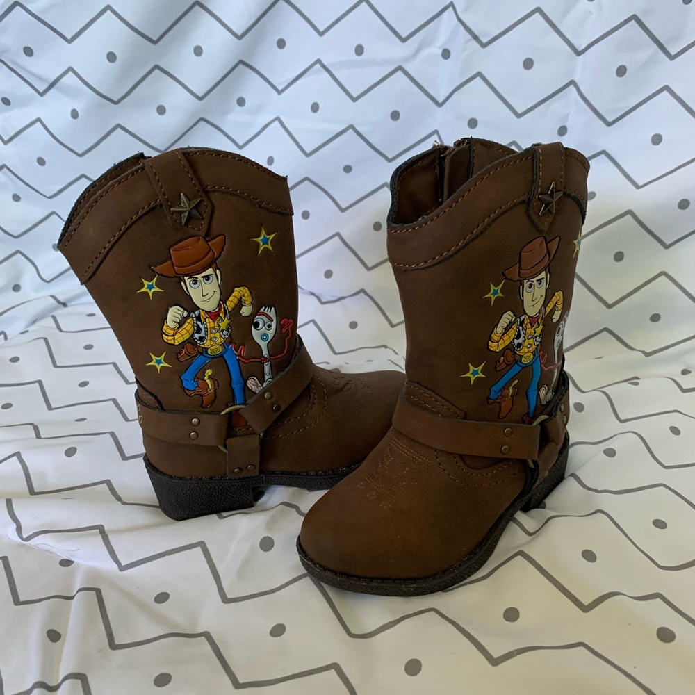Woody toy story 4 boots size 6